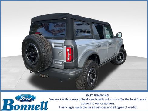 Used 2021 Ford Bronco Badlands image 4