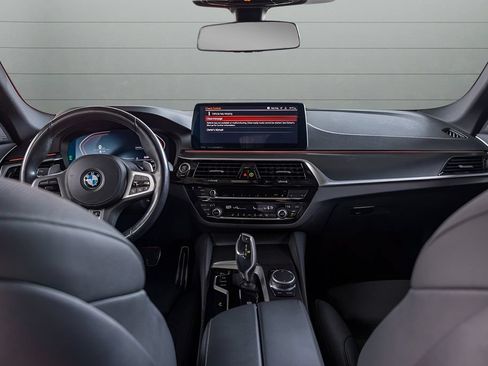 Used 2023 BMW 530i xDrive w/ M Sport Package AWD/4WD image 23