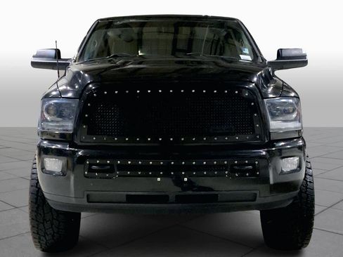 Used 2015 RAM 2500 Laramie w/ Black Appearance Group image 4