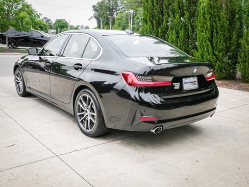 Used 2021 BMW 330i Sedan w/ Convenience Package RWD image 8
