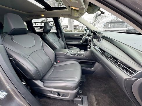 Used 2026 INFINITI QX60 Pure w/ Cargo Package image 31
