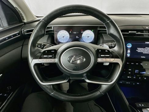 Certified 2023 Hyundai Tucson Limited AWD/4WD image 11
