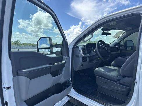 Used 2025 Ford F250 XLT AWD/4WD image 22