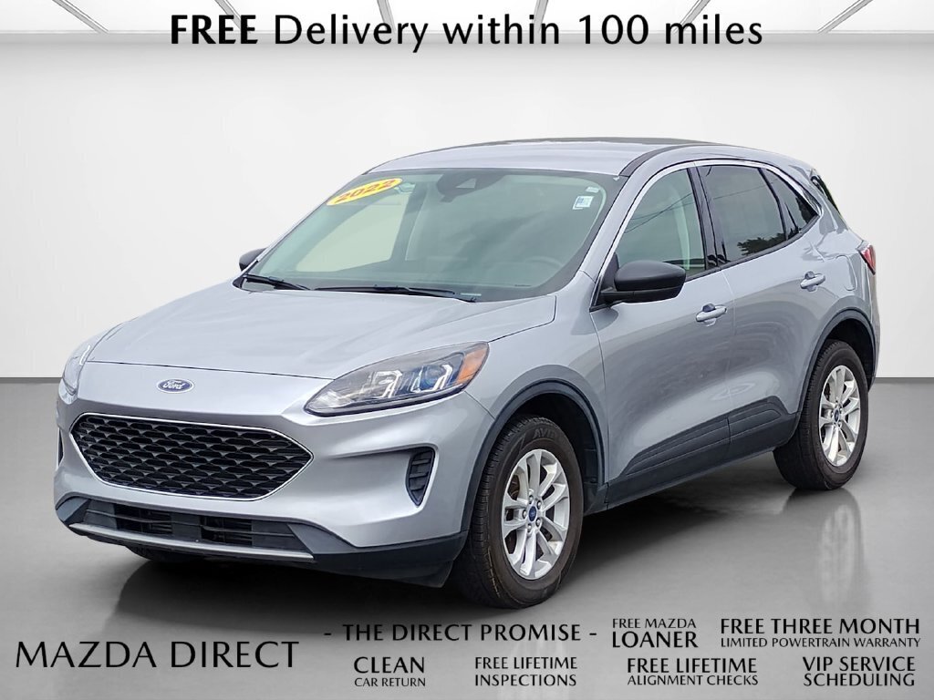 Used 2022 Ford Escape SE w/ Cold Weather Package AWD/4WD image 1