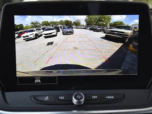 Used 2024 Chevrolet Blazer LT w/ Convenience Package FWD image 17