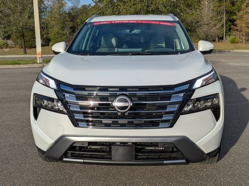 Certified 2025 Nissan Rogue SL image 9