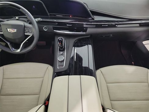 Certified 2023 Cadillac Escalade ESV Sport w/ LPO, ONYX Package image 16