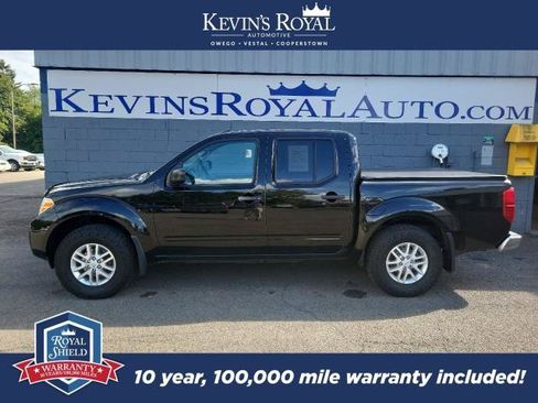Used 2015 Nissan Frontier SV AWD/4WD image 1