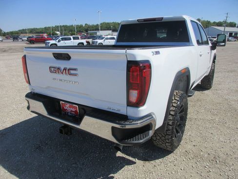 New 2026 GMC Sierra 2500 SLE w/ SLE Value Package; AWD/4WD image 4