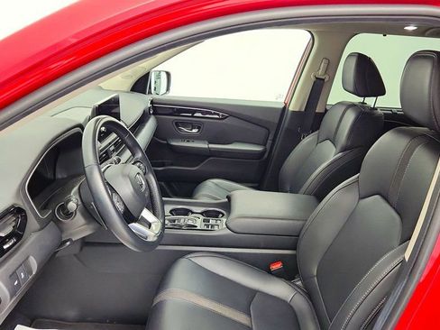 Used 2025 Honda Pilot Touring image 20