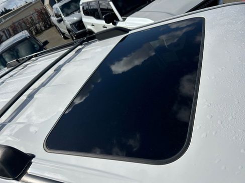 Used 2023 Toyota 4Runner 40th Anniversary SE AWD/4WD image 29