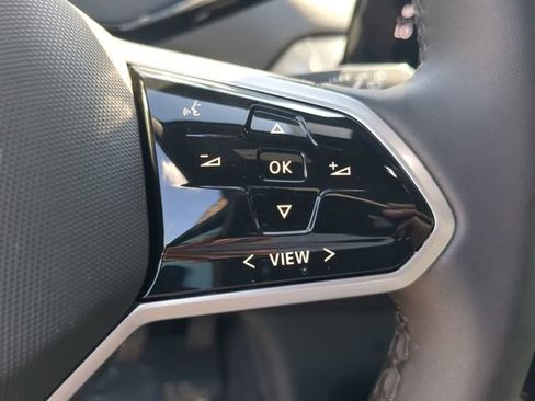 Certified 2023 Volkswagen ID.4 Pro S AWD/4WD image 31