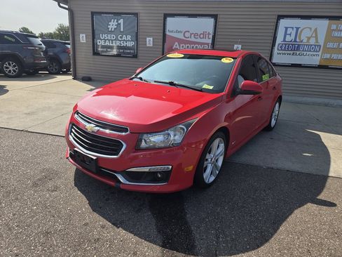 Used 2016 Chevrolet Cruze LT image 1