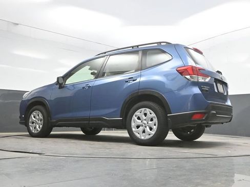 Used 2023 Subaru Forester AWD/4WD image 34
