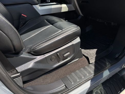 Used 2020 Ford F150 Lariat w/ Equipment Group 502A Luxury AWD/4WD image 52