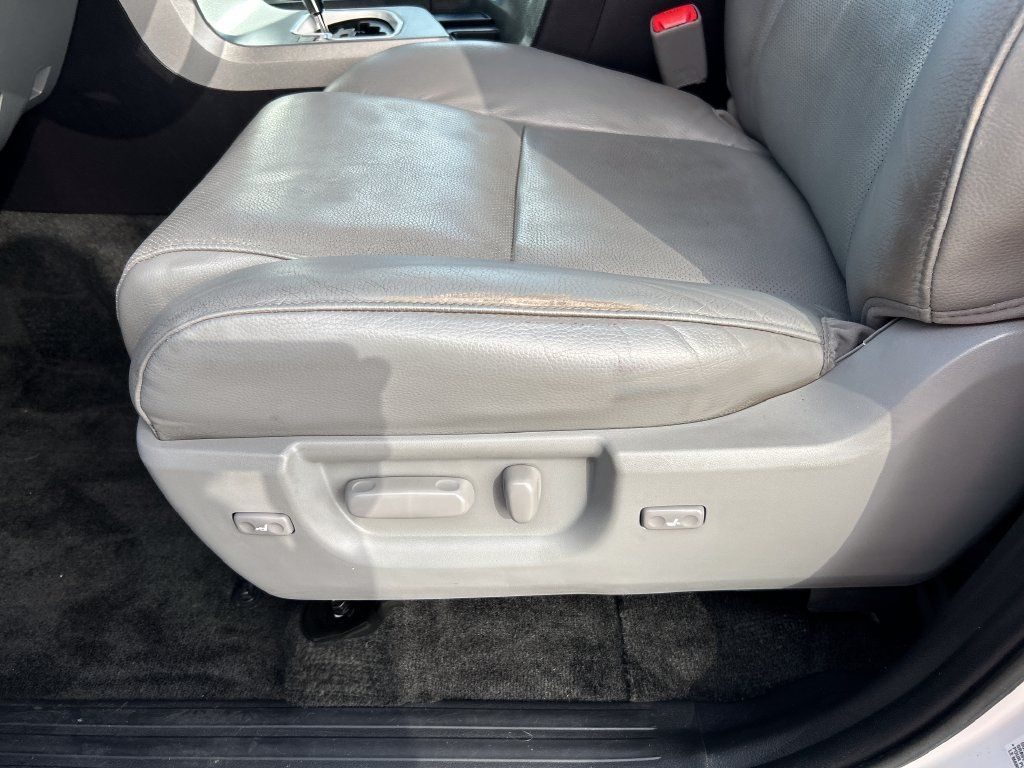 Certified 2016 Toyota Sequoia Platinum AWD/4WD image 31