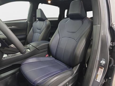 Certified 2026 INFINITI QX60 Sport AWD/4WD image 12