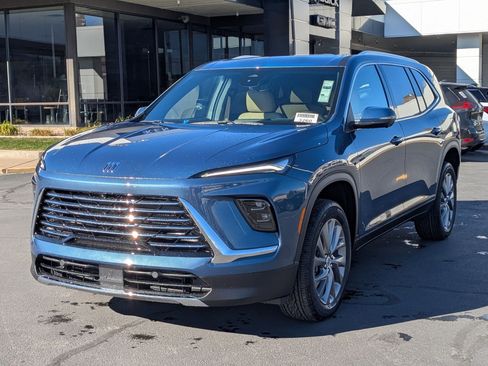 New 2026 Buick Enclave Preferred w/ Power Package image 9