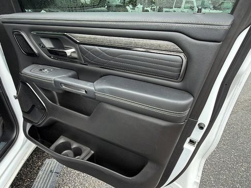 Used 2025 RAM 1500 Limited AWD/4WD image 20