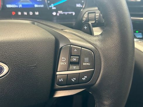 Used 2020 Ford Explorer XLT w/ Equipment Group 202A AWD/4WD image 35