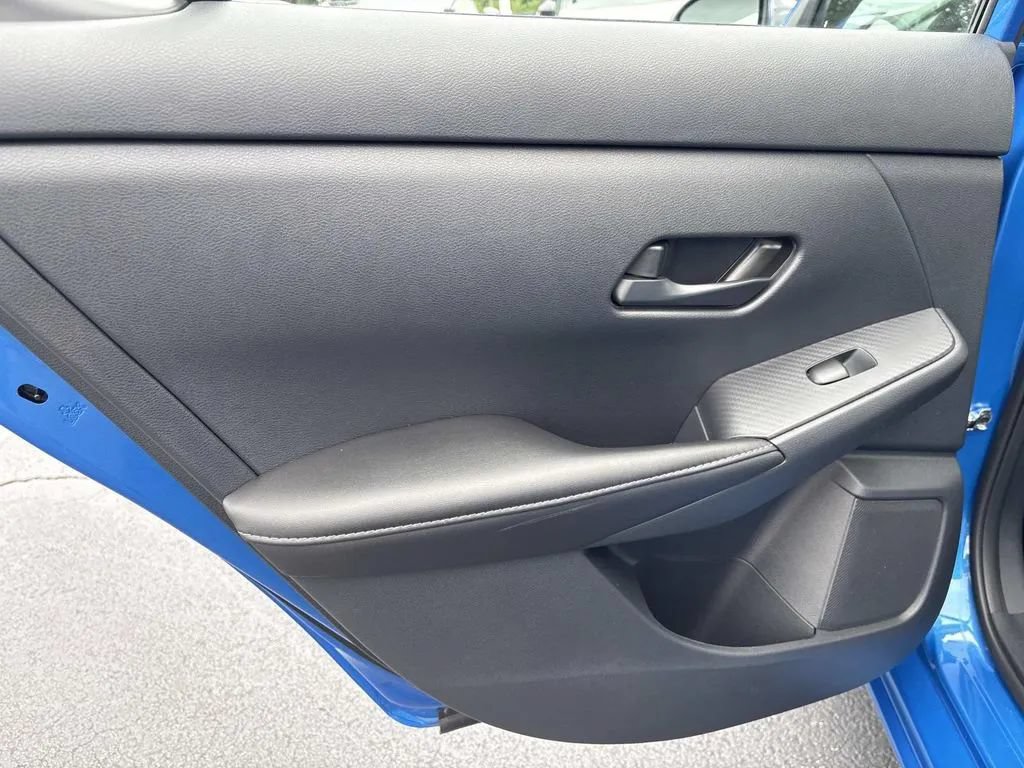 Used 2025 Nissan Sentra SV w/ All-Weather Package FWD image 18