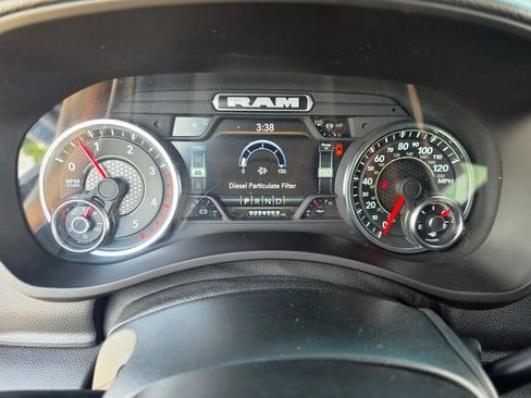 Used 2024 RAM 2500 Laramie w/ Night Edition AWD/4WD image 16