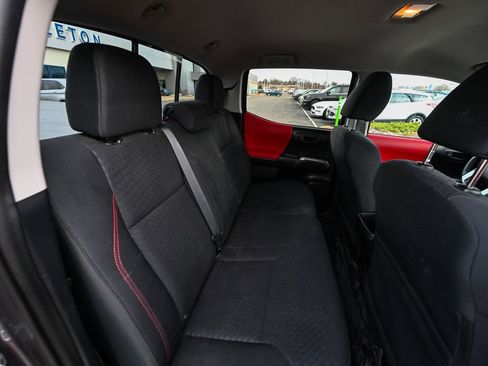 Used 2021 Toyota Tacoma SR5 image 28