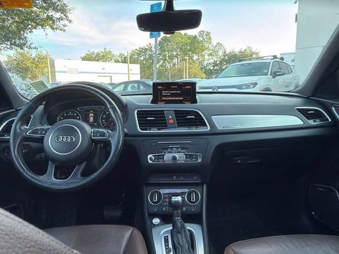 Used 2018 Audi Q3 2.0T Premium Plus w/ Premium Plus Package AWD/4WD image 24