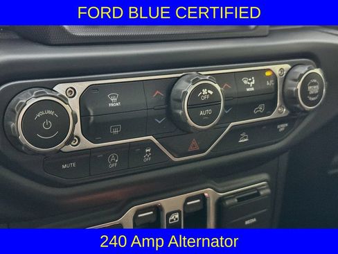 Used 2021 Jeep Gladiator Rubicon AWD/4WD image 19