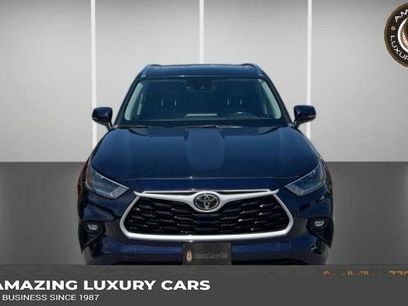 Used 2021 Toyota Highlander XLE