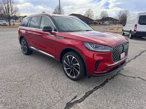 New 2026 Lincoln Aviator Reserve w/ Illumination Package AWD/4WD image 8
