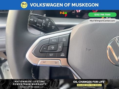 New 2026 Volkswagen Tiguan SE AWD/4WD image 17