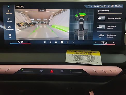 Used 2025 BMW X3 xDrive30i w/ Convenience Package image 15