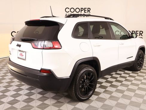 Used 2023 Jeep Cherokee Altitude Lux AWD/4WD image 21