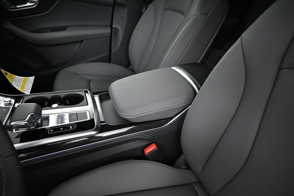 New 2026 Audi Q7 2.0T Premium Plus AWD/4WD image 10