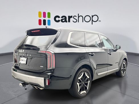 Used 2024 Kia Telluride EX w/ EX Captain's Chair Package AWD/4WD image 5