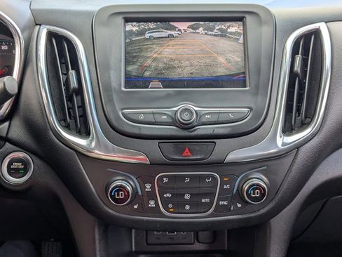Used 2020 Chevrolet Equinox LT image 14