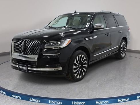 Used 2023 Lincoln Navigator Black Label image 1