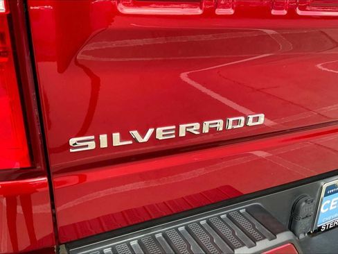 Used 2021 Chevrolet Silverado 1500 Custom RWD image 31