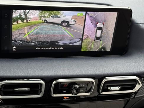 New 2026 Nissan Sentra SL w/ Floor Mat Package FWD image 10