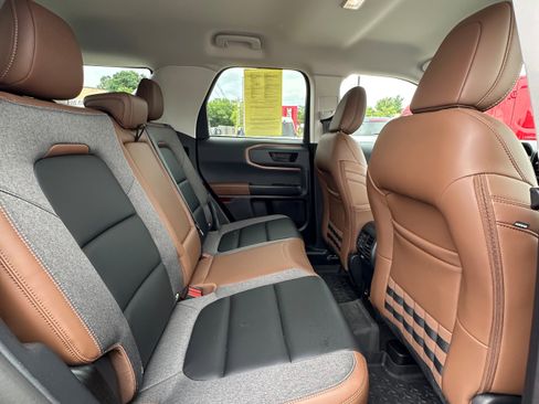 Used 2024 Ford Bronco Sport Outer Banks image 20