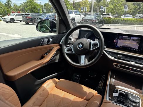 Used 2026 BMW X5 xDrive40i AWD/4WD image 21