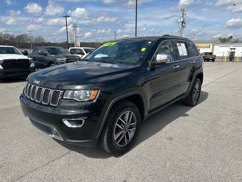 Used 2021 Jeep Grand Cherokee Limited w/ Luxury Group II image 4