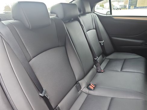 Used 2022 Lexus ES 350 F Sport image 12