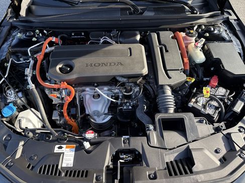 Certified 2025 Honda Accord Touring image 36