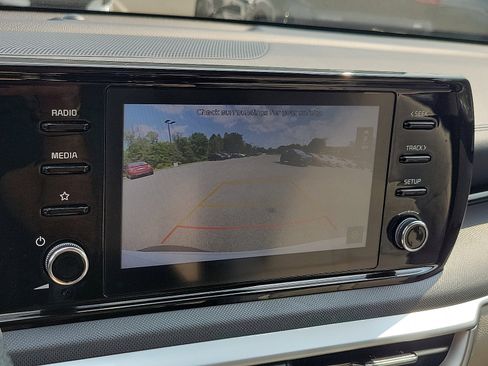 Used 2021 Kia K5 LXS image 17