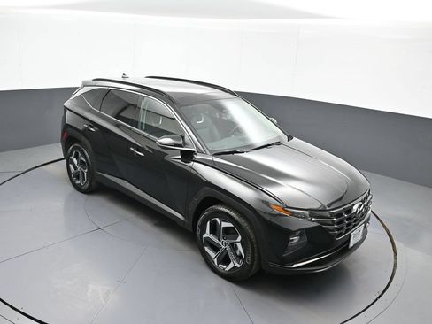 Certified 2024 Hyundai Tucson Limited AWD/4WD image 36