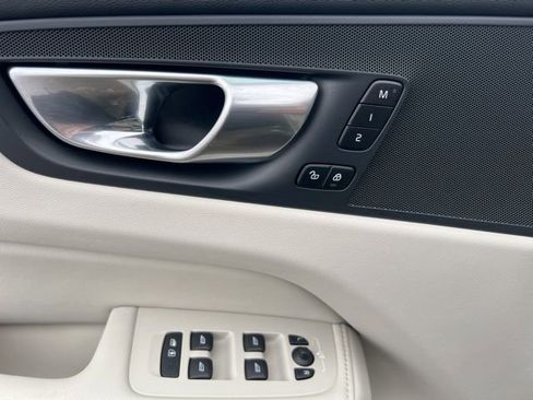 Certified 2023 Volvo XC60 B5 Plus w/ Climate Package image 27