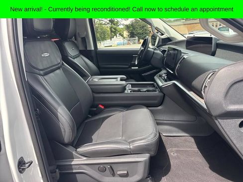 Used 2026 Ford Expedition Platinum w/ Driver's Package AWD/4WD image 13
