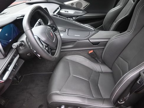 Used 2024 Chevrolet Corvette Stingray Preferred Cpe w/ 2LT RWD image 12